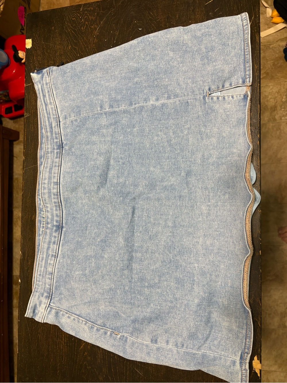 18- American Eagle Jean miniSKORT